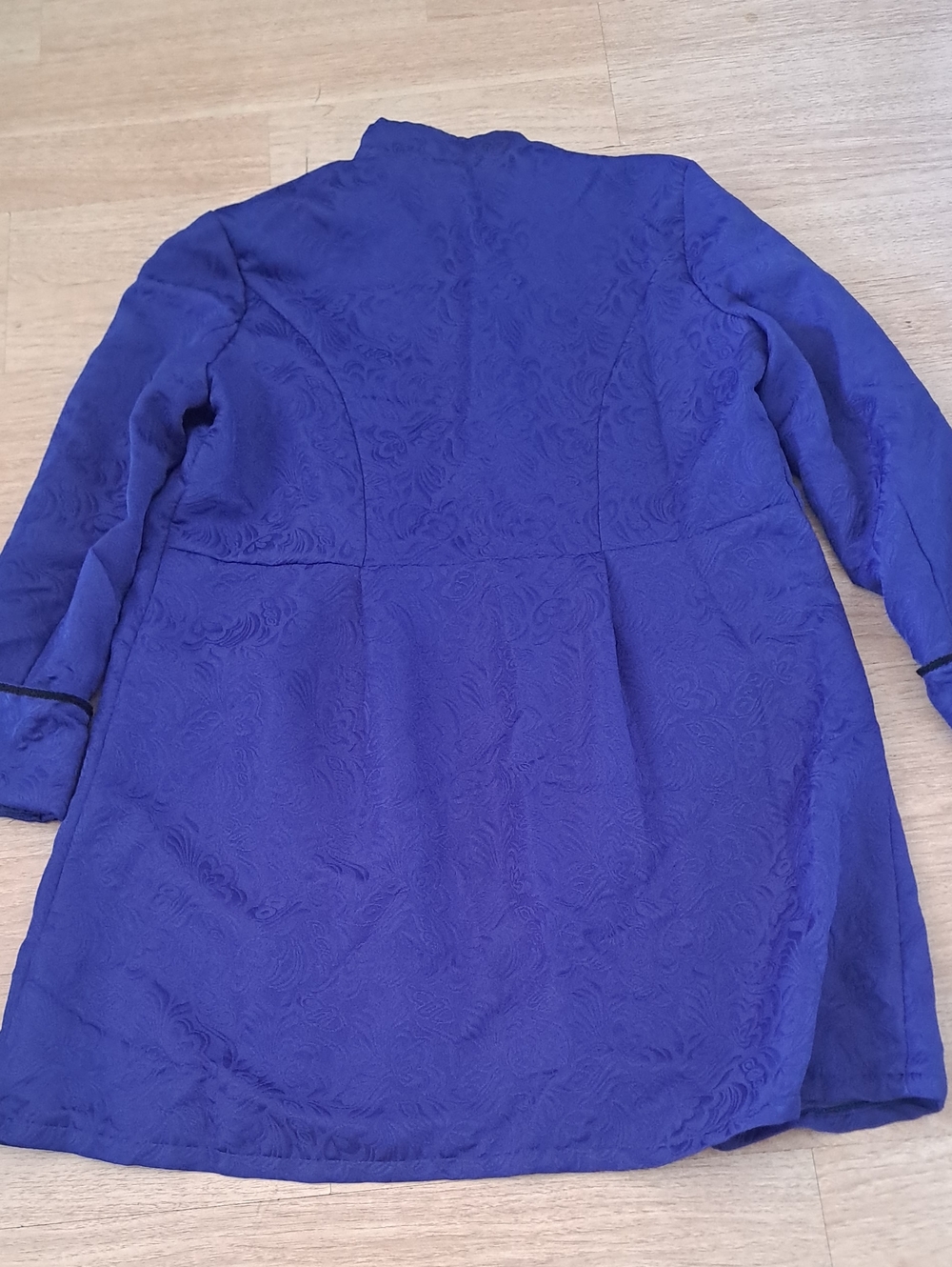 Parrot Blue Costume Men's Court Prince Satin-Look Lined Jacket - Picture 4 of 8